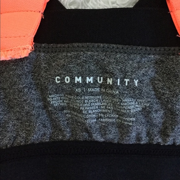 COMMUNITY Rasa Sports Bra - Picture 5 of 6